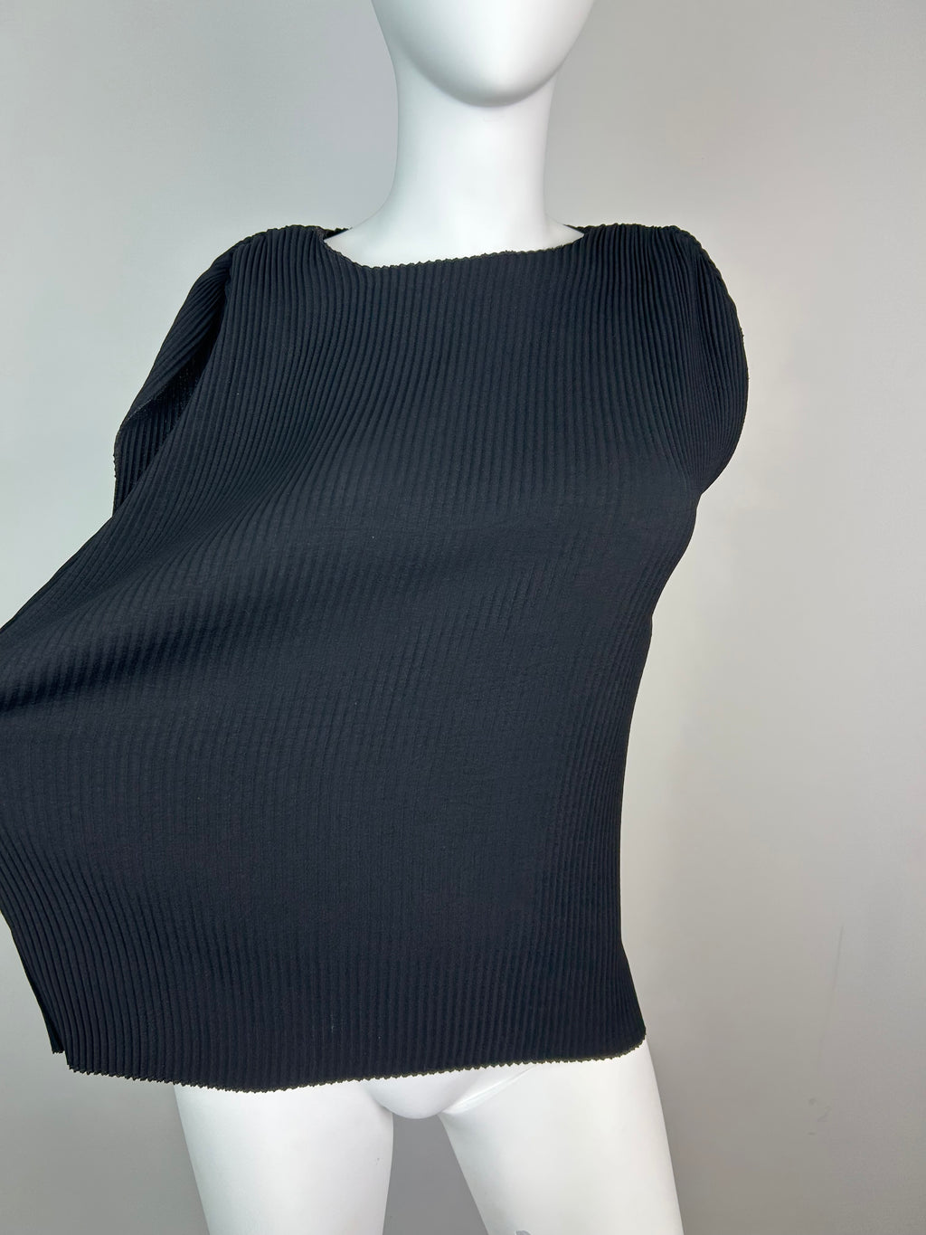 Plisse Crinkle Sleeveless Top