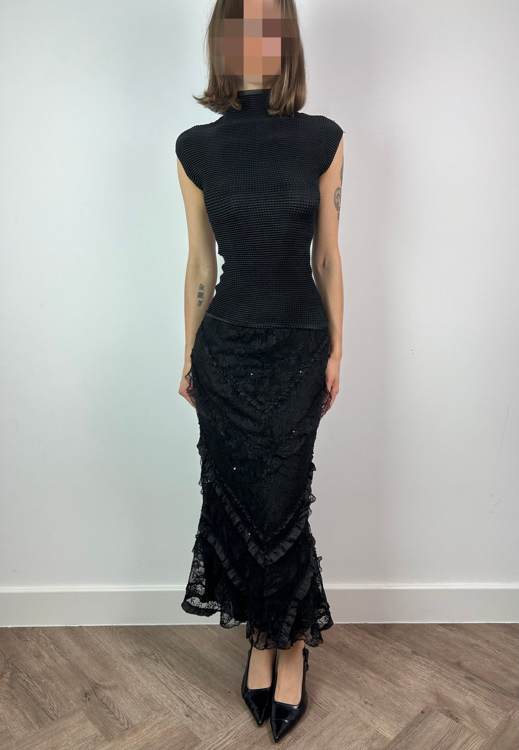 Black Lace Maxi Skirt with Sequins