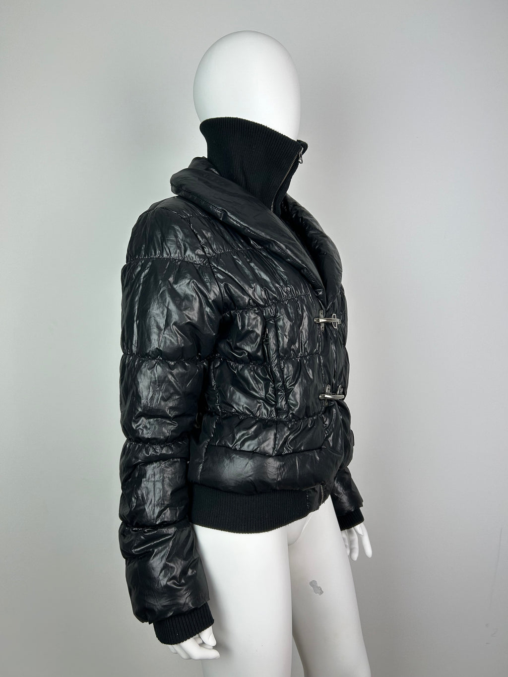 Puffer Jacket with Turtleneck Collar and Fireman Clasps