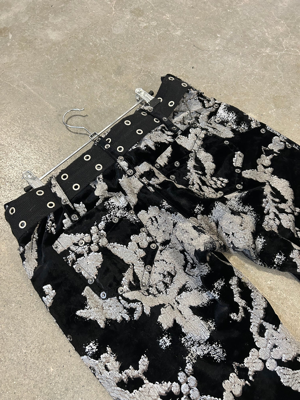 MUNTHE PLUS SIMONSEN Brocade Damask Velvet Trousers