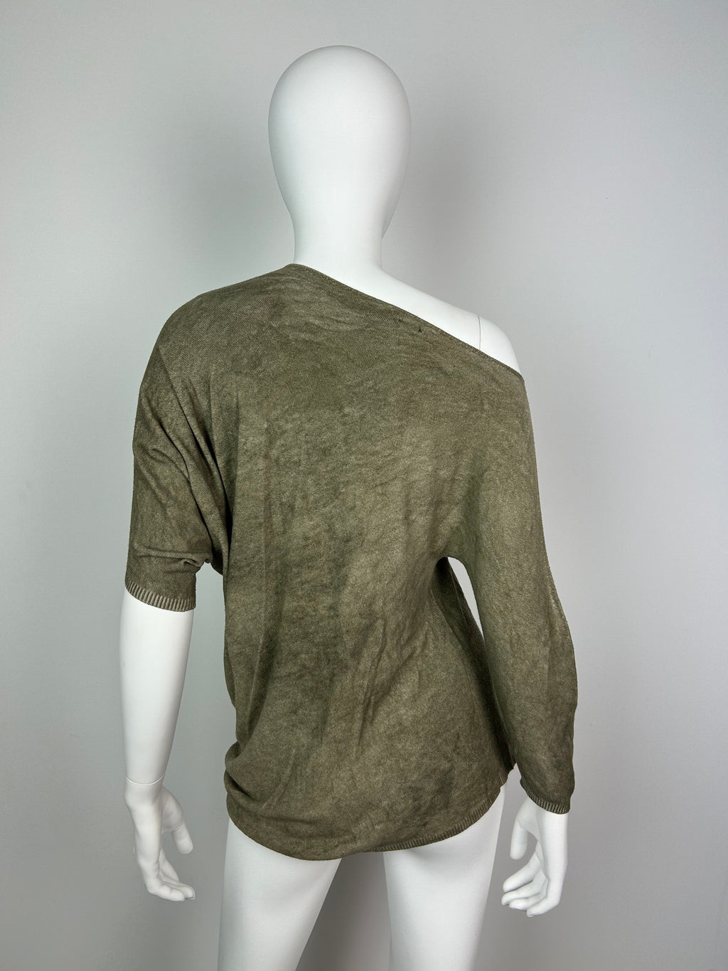 Asymmetric Knitted Top with Button Details