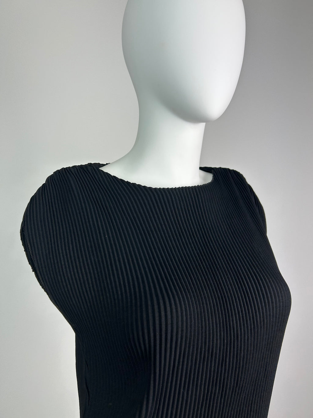 Plisse Crinkle Sleeveless Top