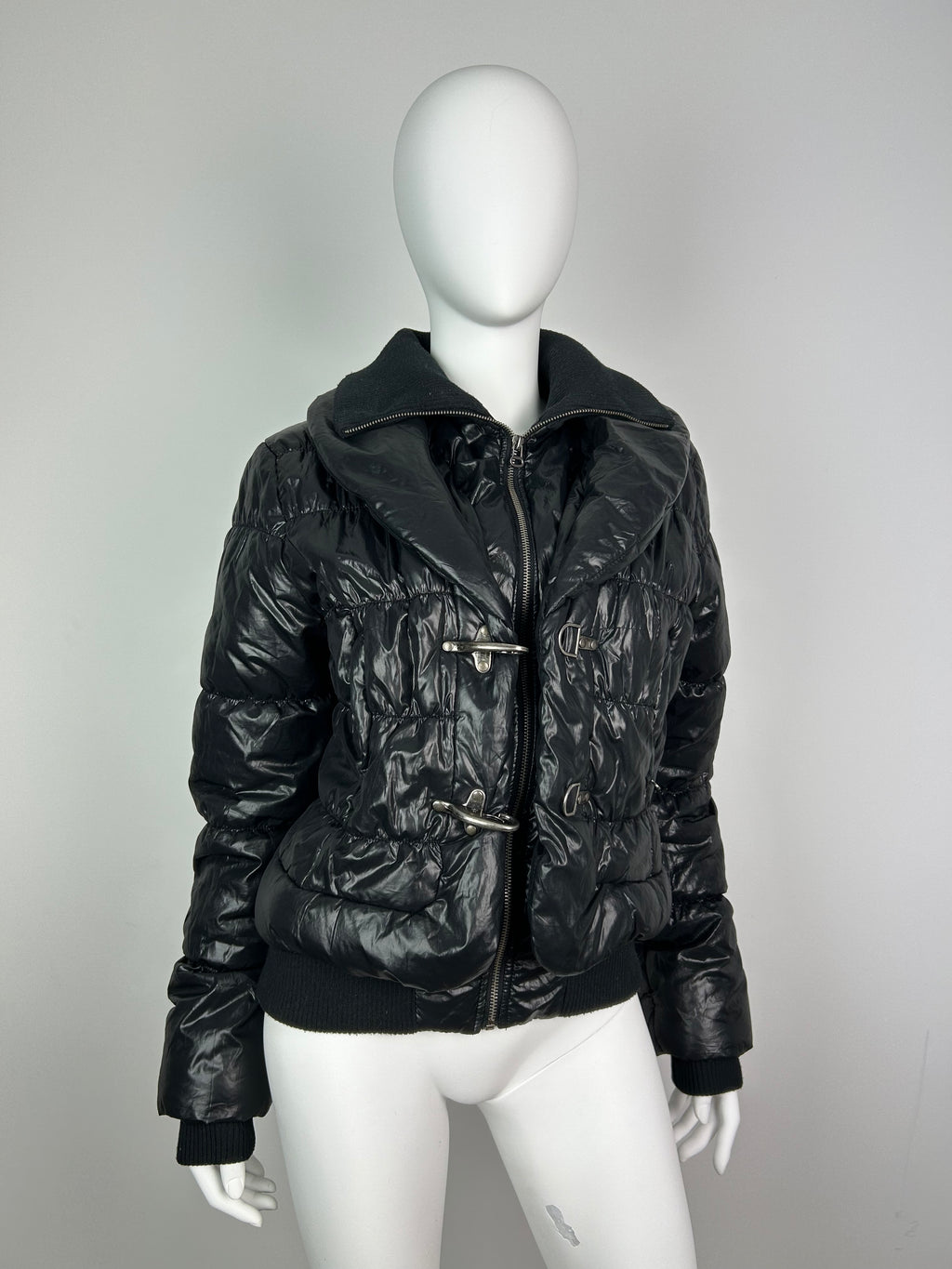 Puffer Jacket with Turtleneck Collar and Fireman Clasps