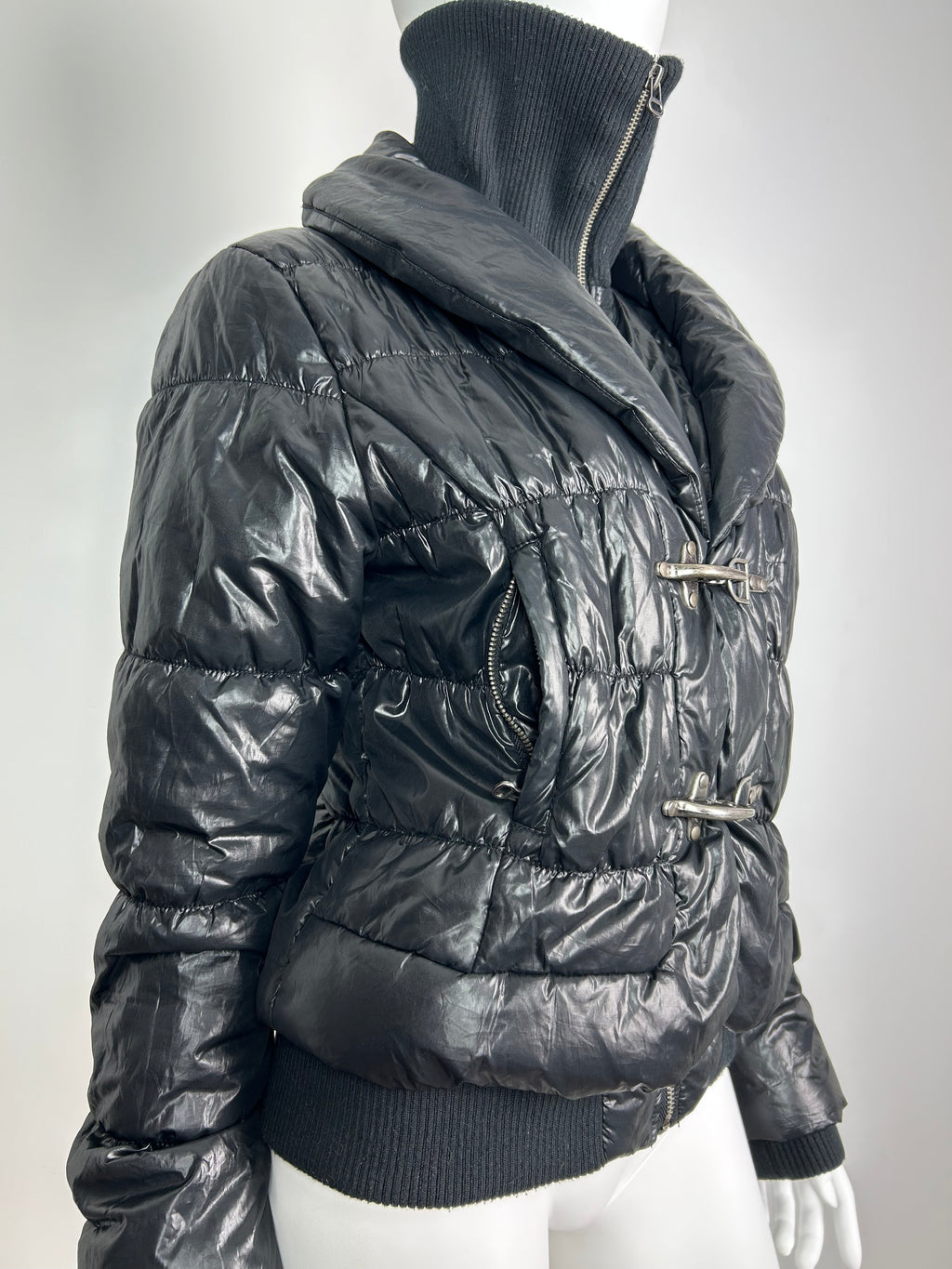 Puffer Jacket with Turtleneck Collar and Fireman Clasps