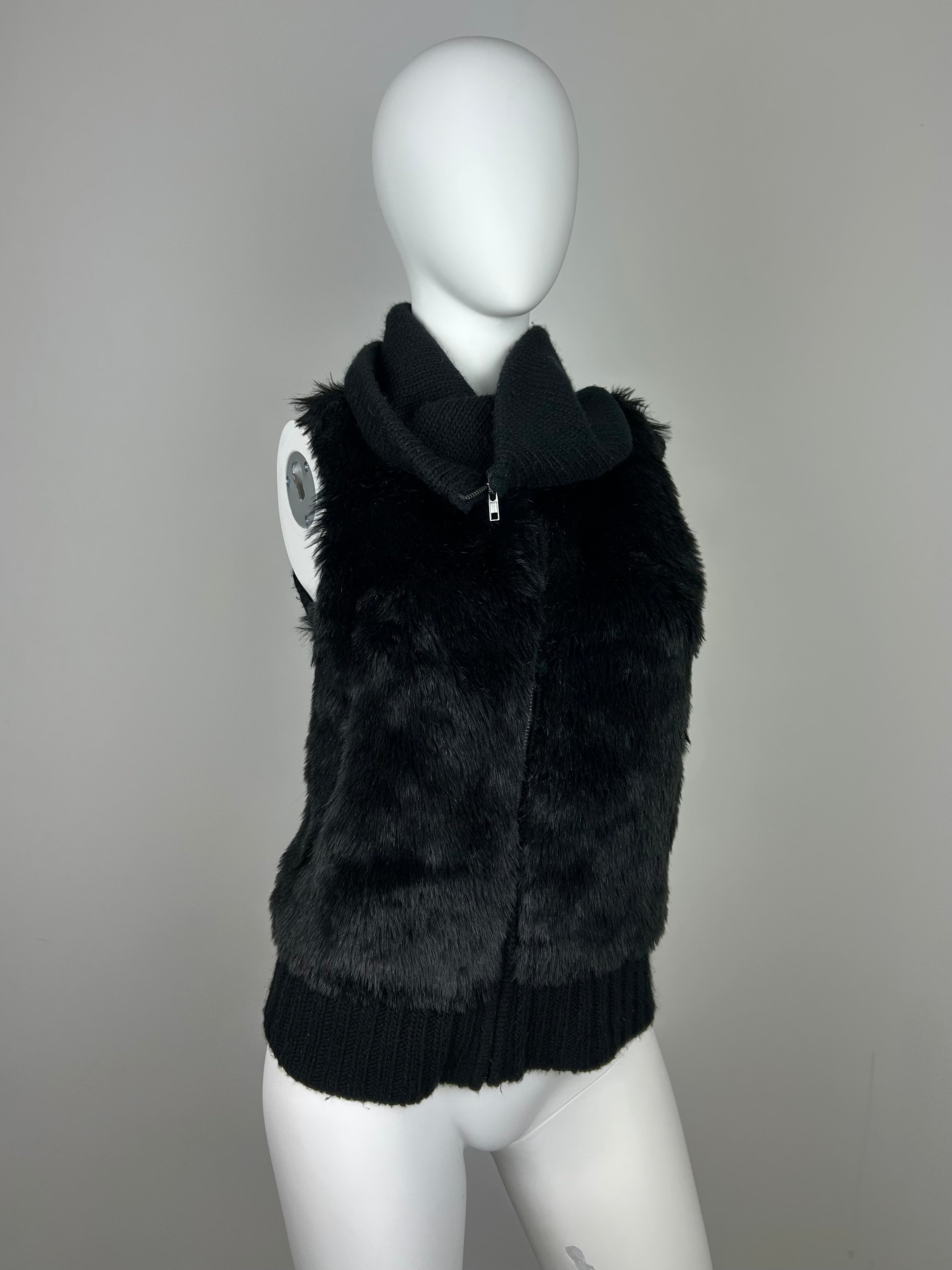 Turtleneck Zip Up Vest Sweater with Fur Details