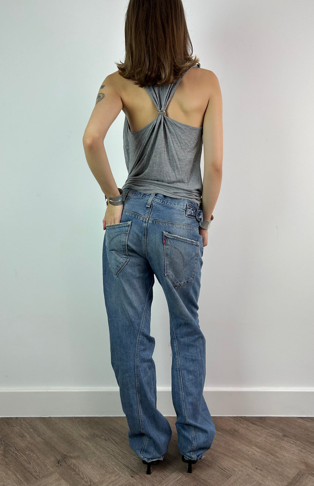 Distressed Twisted Seam Levi’s Engineered Jeans