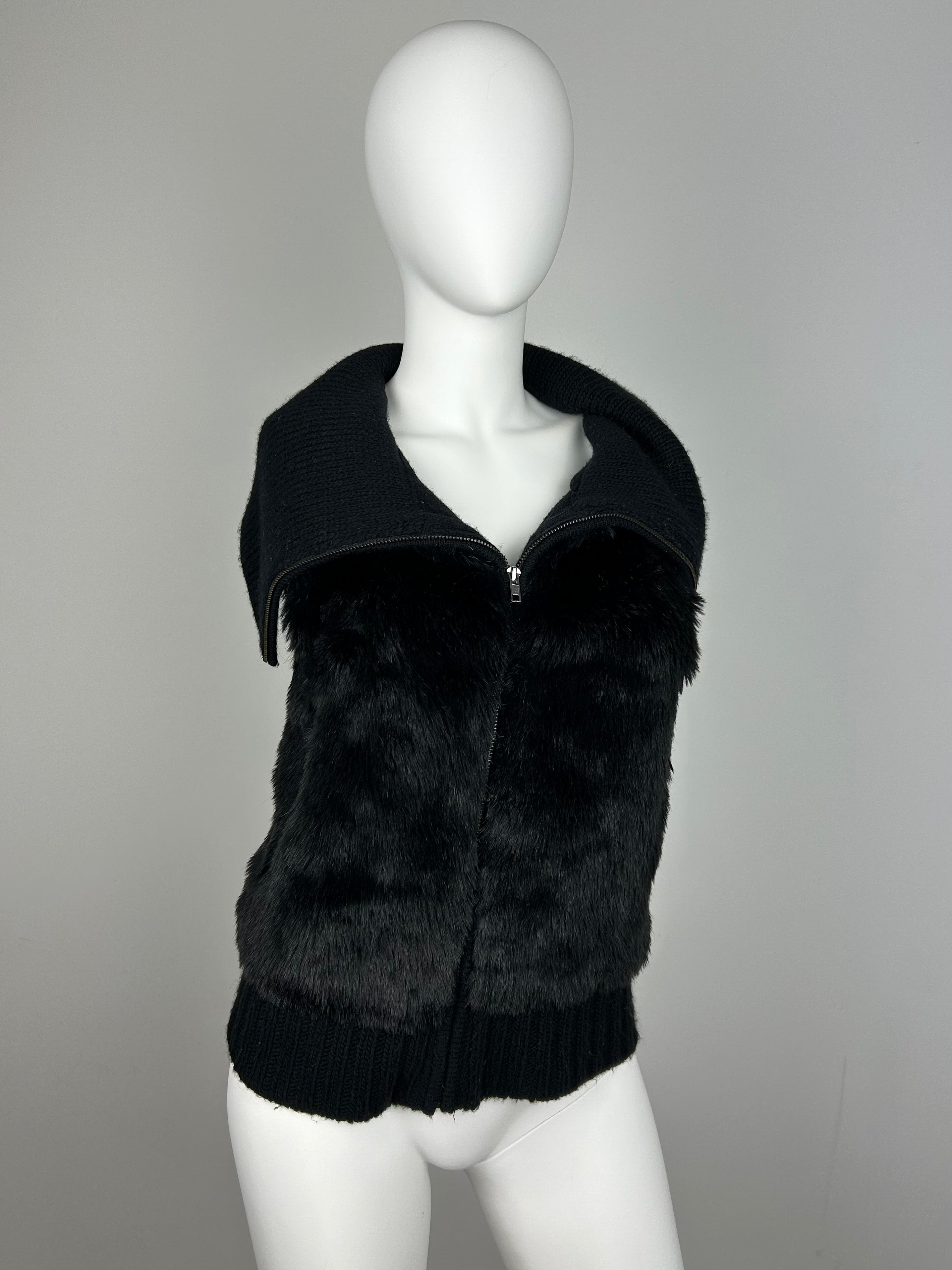 Turtleneck Zip Up Vest Sweater with Fur Details
