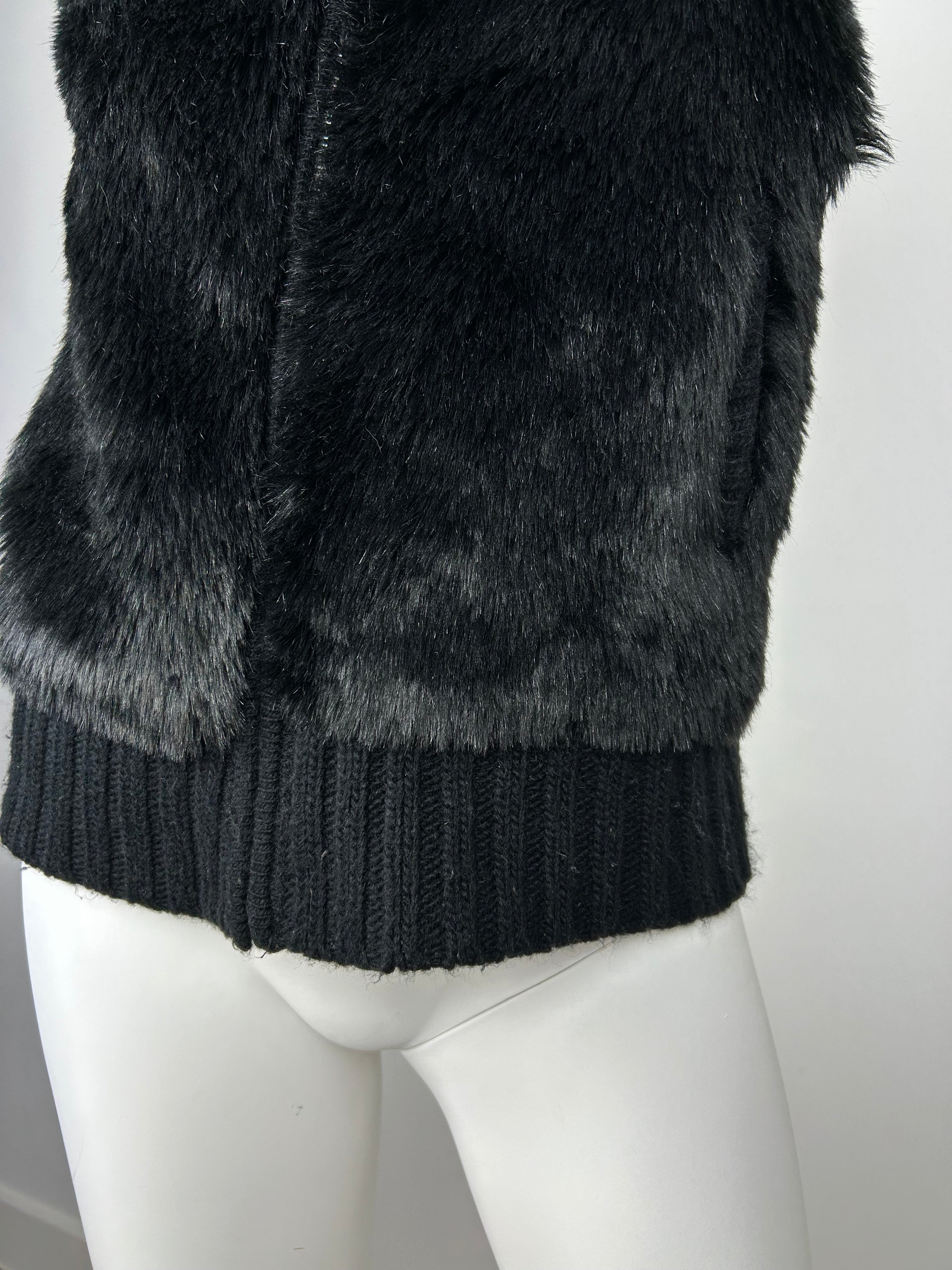 Turtleneck Zip Up Vest Sweater with Fur Details